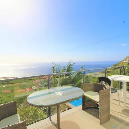 Holiday home Calheta Farious